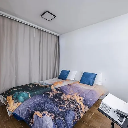 Duomo - Jacuzzi E Terrazzo - Cinema - Free Parking - Gym ヴィラ *