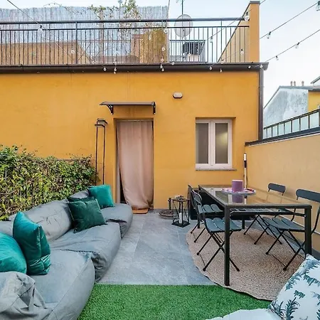 ヴィラ Duomo - Jacuzzi E Terrazzo - Cinema - Free Parking - Gym