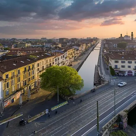Duomo - Jacuzzi E Terrazzo - Cinema - Free Parking - Gym Milano