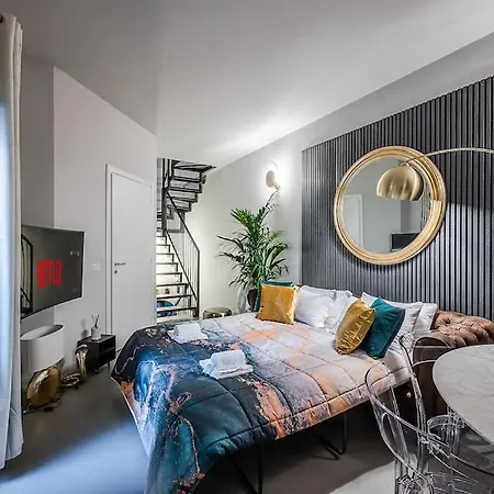 Duomo - Jacuzzi E Terrazzo - Cinema - Free Parking - Gym * Milano